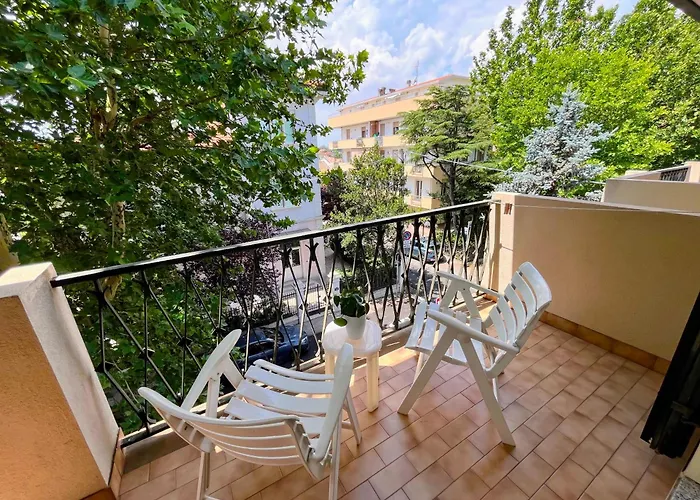 Dipendenza Beb Denny 4*