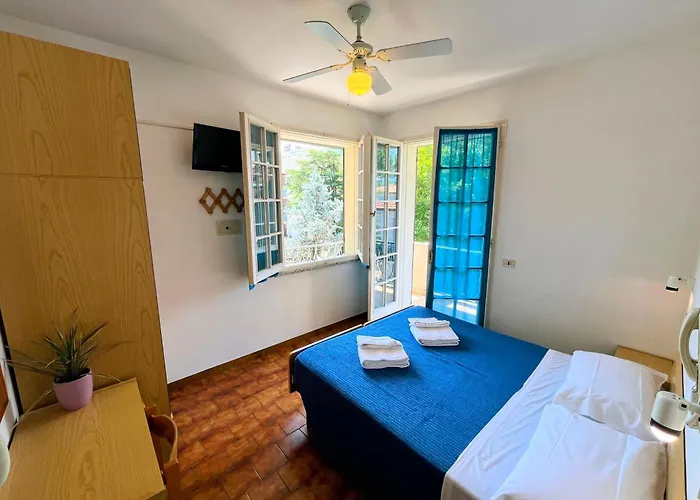 Bed and breakfast Dipendenza Beb Denny 4*