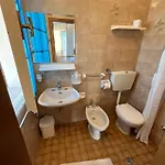 Bed & Breakfast Dipendenza Beb Denny 3*
