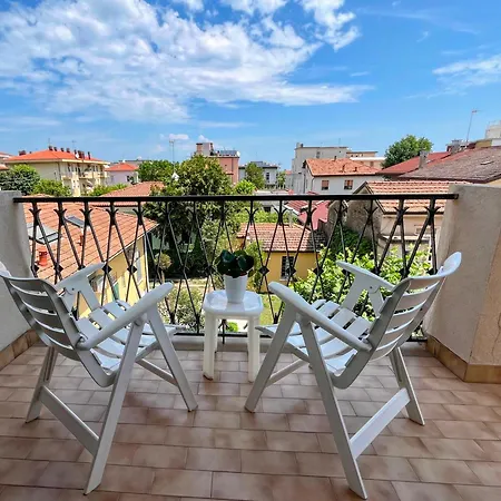 Bed & Breakfast Dipendenza Beb Denny Rimini